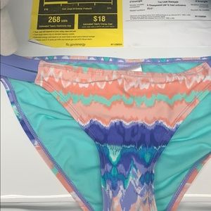 Swim suit bottom great condition/cute side details
